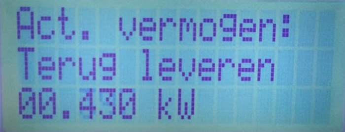 Observed instantaneous power ("Act. vermogen") from a smart meter showing power being generated ("Terug leveren") in a household without power generating equipment, such as solar panels.