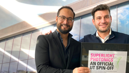 superlightphotonics