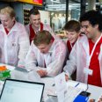 Leden van het Bioensing Team Twente werken samen