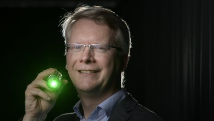 Pepijn Pinkse met een laser