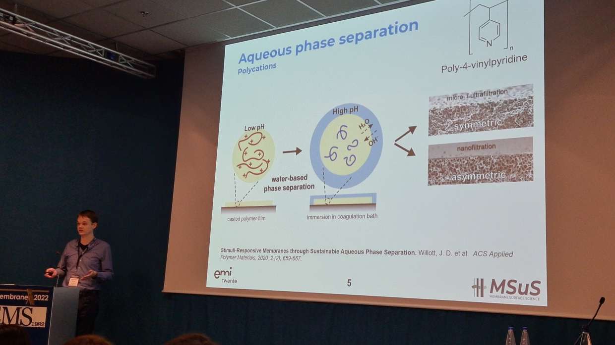 Former member Wouter Nielen talking about his work on aqueous phase separation