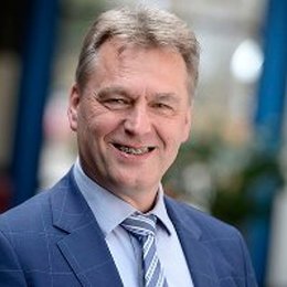 Frank van der Knaap (PhD), Alumnus MPM