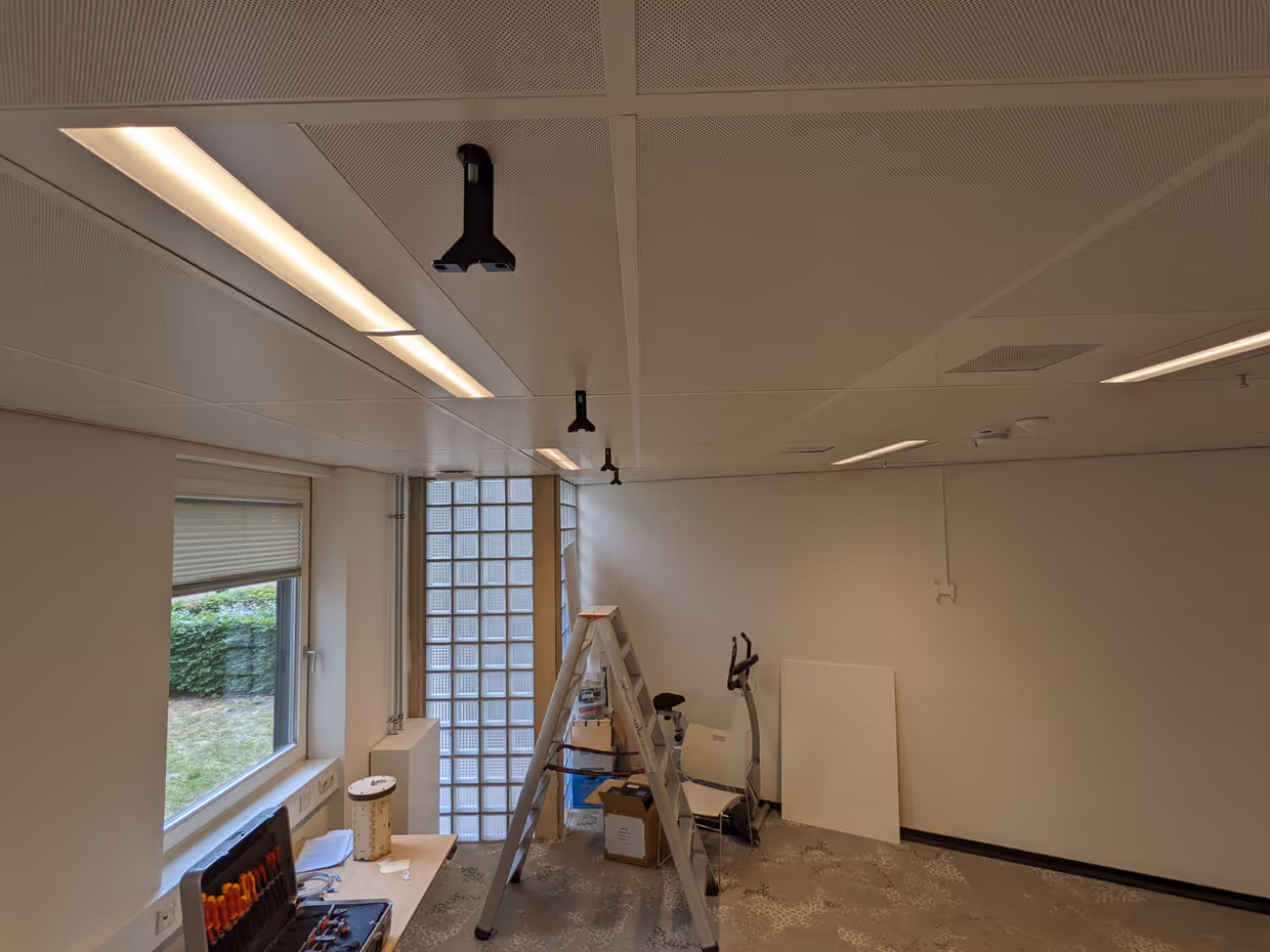 Before poles ceiling