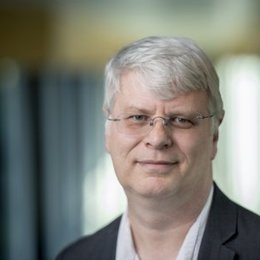 Prof. Dr. Ian Gibson