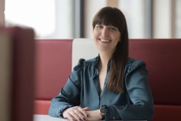 Researcher Lonneke Lenferink develops grief meter, validated questionnaire for measuring grief severity