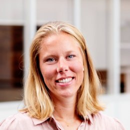 Claire van der Riet