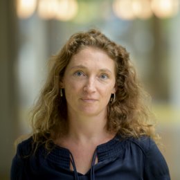 Prof. Geke Ludden