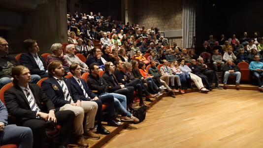 Het waterwerk van ons geld - Carlijn Kingma 19-11