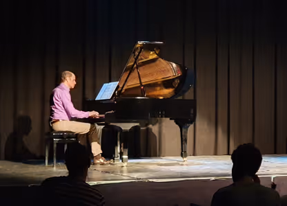 Werner Scheinhardt - piano; Prelude op .28 no.6 - Chopin & Ricercata (divertimentio in F minor) - Wagenseil