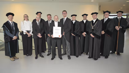 Dr. Bart Nijenhuis together with the committee after his defense