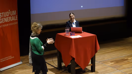 Political Solutions | Florence Metz en Hiska Bakker 14-11
