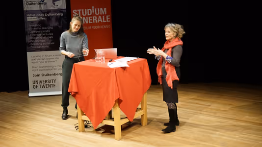 Het waterwerk van ons geld - Carlijn Kingma 19-11